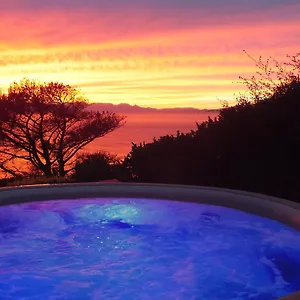 Penguinden - Load-shedding Free Simon's Town