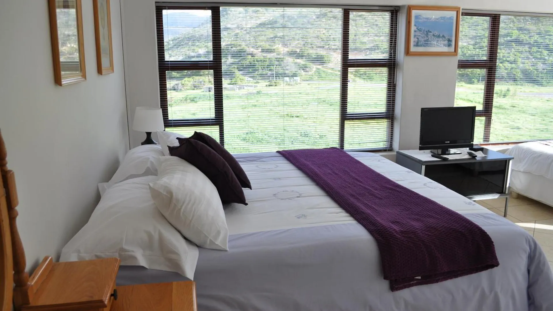 *** Guest house 15 On Penguin Guesthouse Simon's Town South Africa