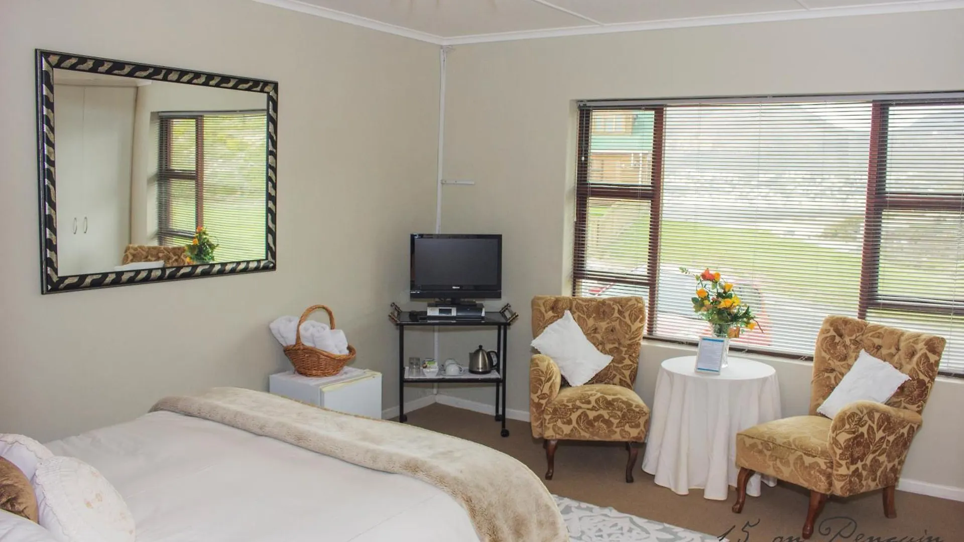 *** Guest house 15 On Penguin Guesthouse Simon's Town South Africa