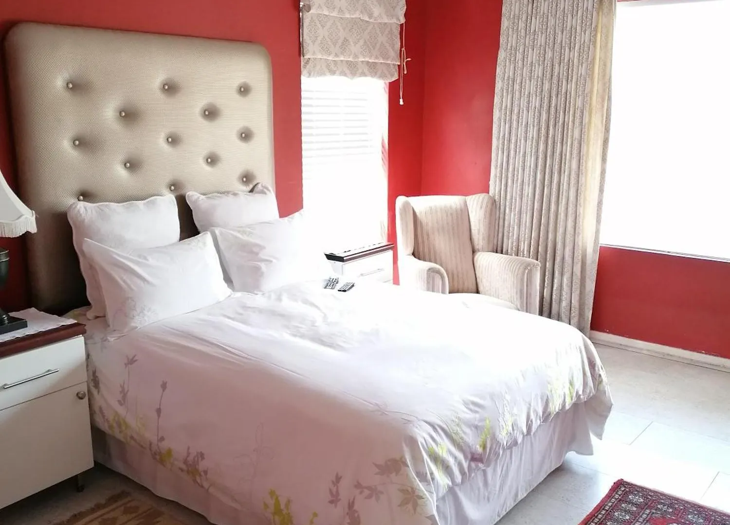15 On Penguin Guesthouse Simon's Town